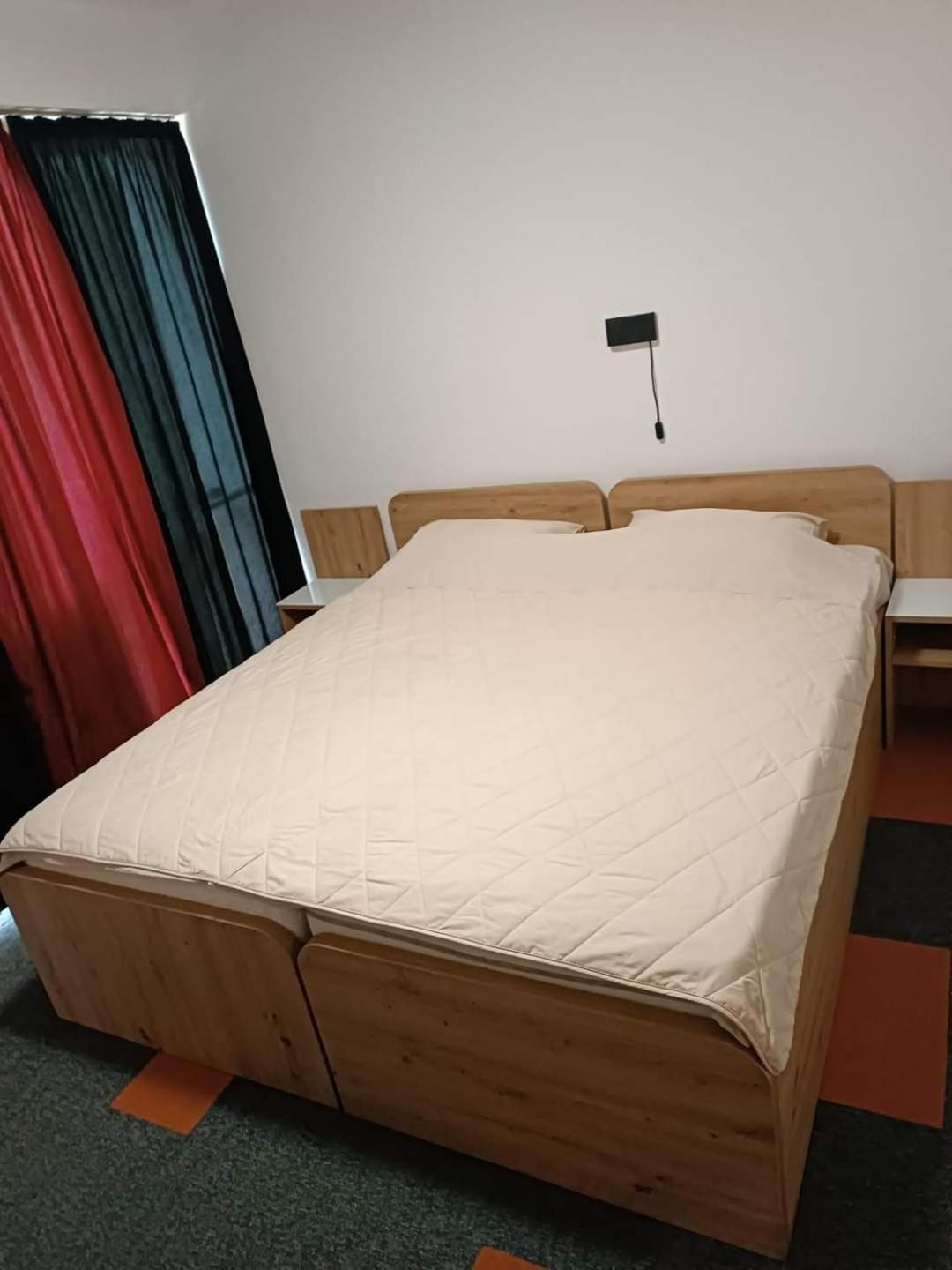 Hotel Brkic Sarajevo Airport - Free Parking Exteriör bild