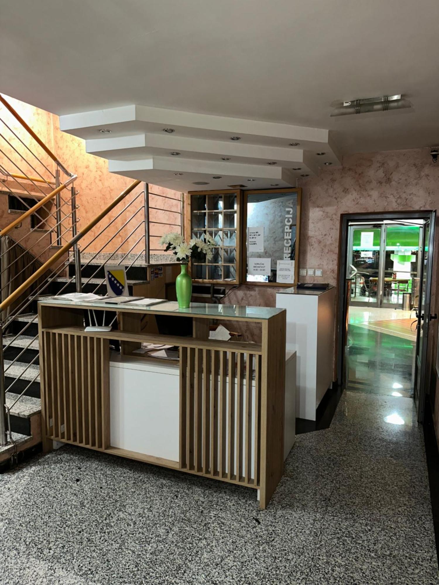 Hotel Brkic Sarajevo Airport - Free Parking Exteriör bild